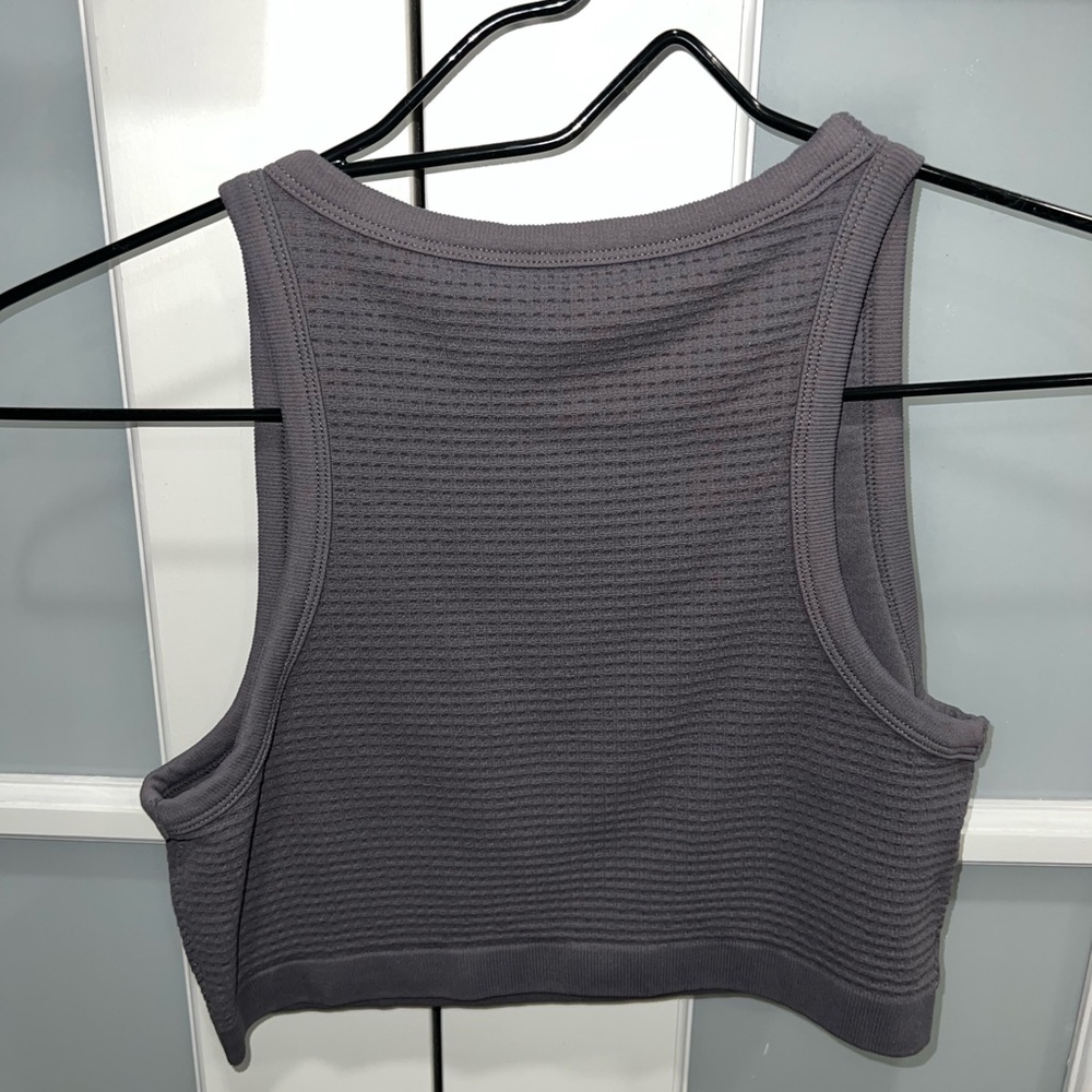 Garage Gray Ribbed Crop Top - Picture 2 of 3